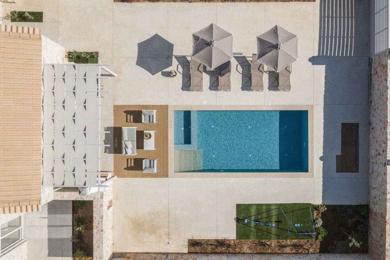 Evaero Villas I, Ii, Iii, IV - An Ever-So Inviting Escape, By Thinkvilla Sfáka Екстериор снимка